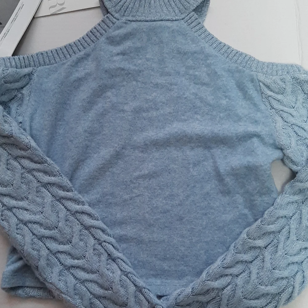 Zara Short Sweater